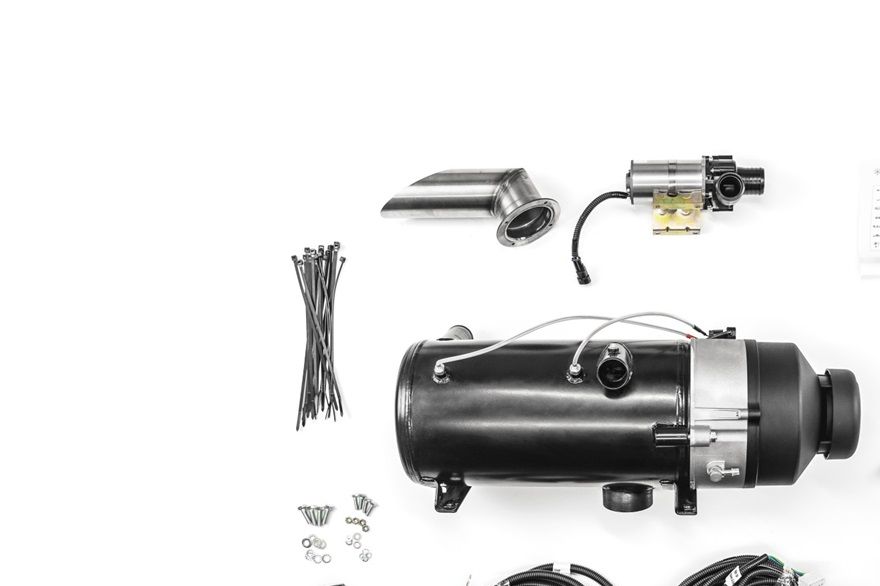 Autoterm 30 kw. ( kun bestillingsvare.  )Fungerer på diesel Maksimal varmeeffekt på 30 kW - tilgjengelig bare 24V-modellen Designet for å forvarme kjøretøyets motor eller væskeoppvarmingssystem Kan varme opp kupeen med motoren slått av og forvarme motoren, slik at den ikke blir kaldstart, og dermed forlenge motorens levetid I ekstremt kalde omgivelser kan det slås på for å hjelpe motoren til å nå og opprettholde riktig arbeidstemperatur hvis motorens arbeidstemperatur ikke kan nås av selve motoren. Pålitelig drift ved lave temperaturer (opp til -45 ° C / -49 ° F) Kan betjenes med enkel ON / OFF-bryter Passer best for store lastebilmotorer, busser, nyttekjøretøyer, yachter med minimum væskeoppvarmingssystem fra 20 liter
